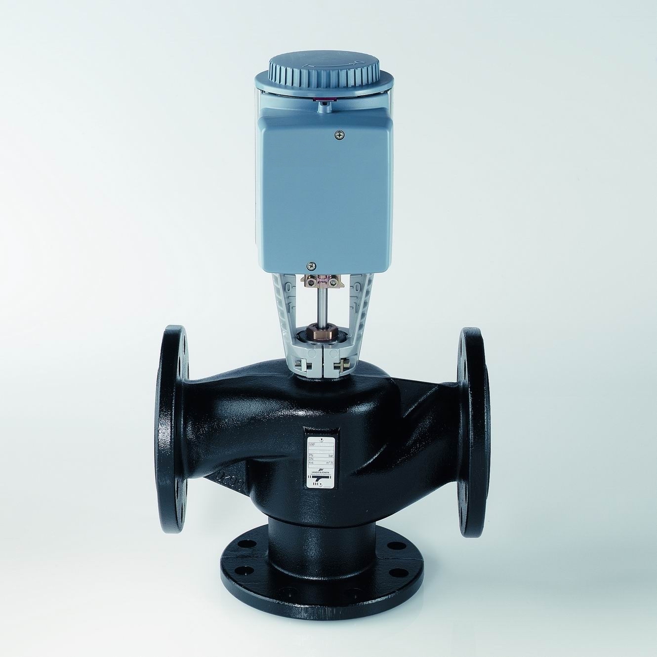 25進(jìn)口電子式電動三通調(diào)節(jié)閥.jpg 25進(jìn)口電子式電動三通調(diào)節(jié)閥.jpg